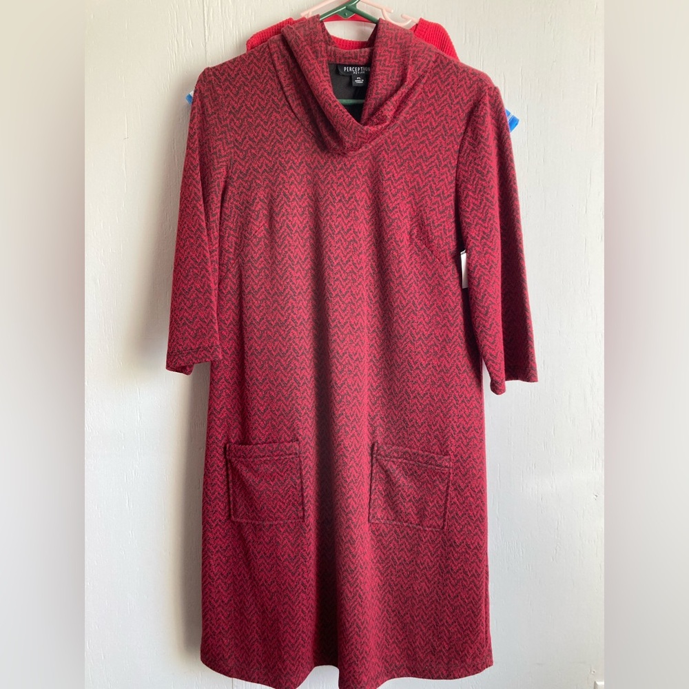 Perceptions PL dress. Red and black it is a polyester/cotton/algodon blend.